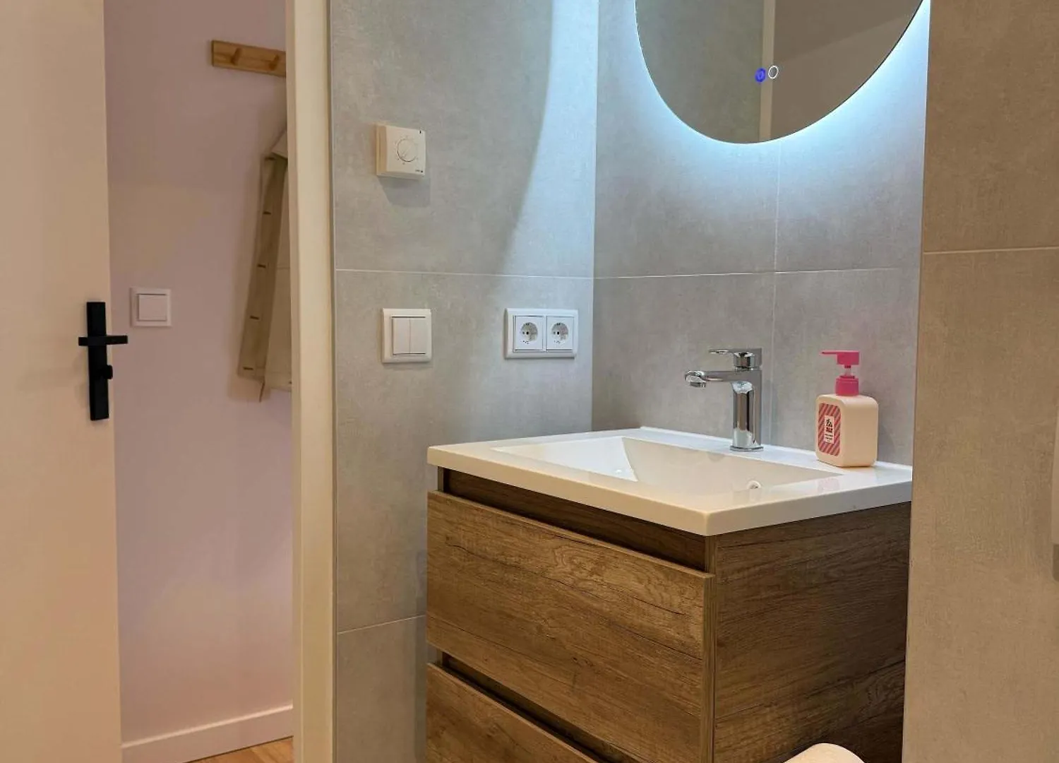 Apartment The Cozy Nest Stylish And Serene City Studio Eindhoven